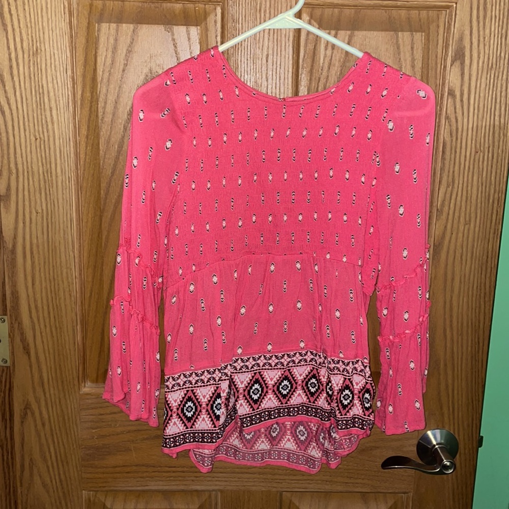 Justice girls 14/16 pink ruffle sleeve shirt